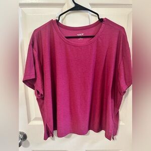 Old Navy Women's Burgundy Short Sleeve Tee